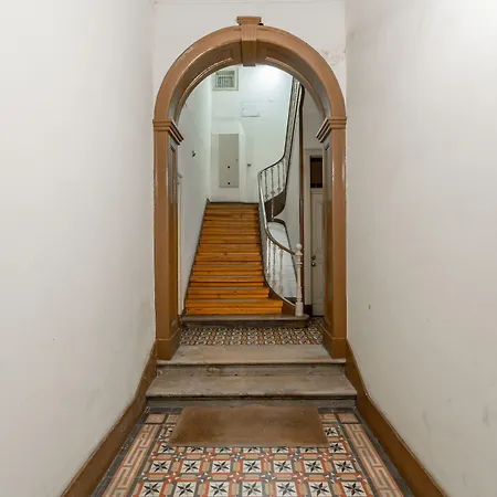 C&O Guest House Lisbon-2